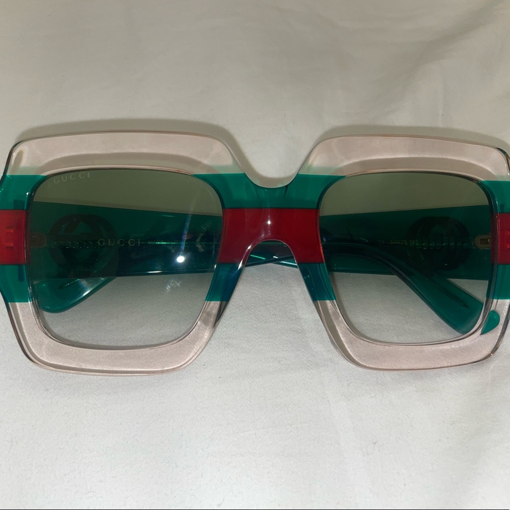 Gucci Oversized sunglasses